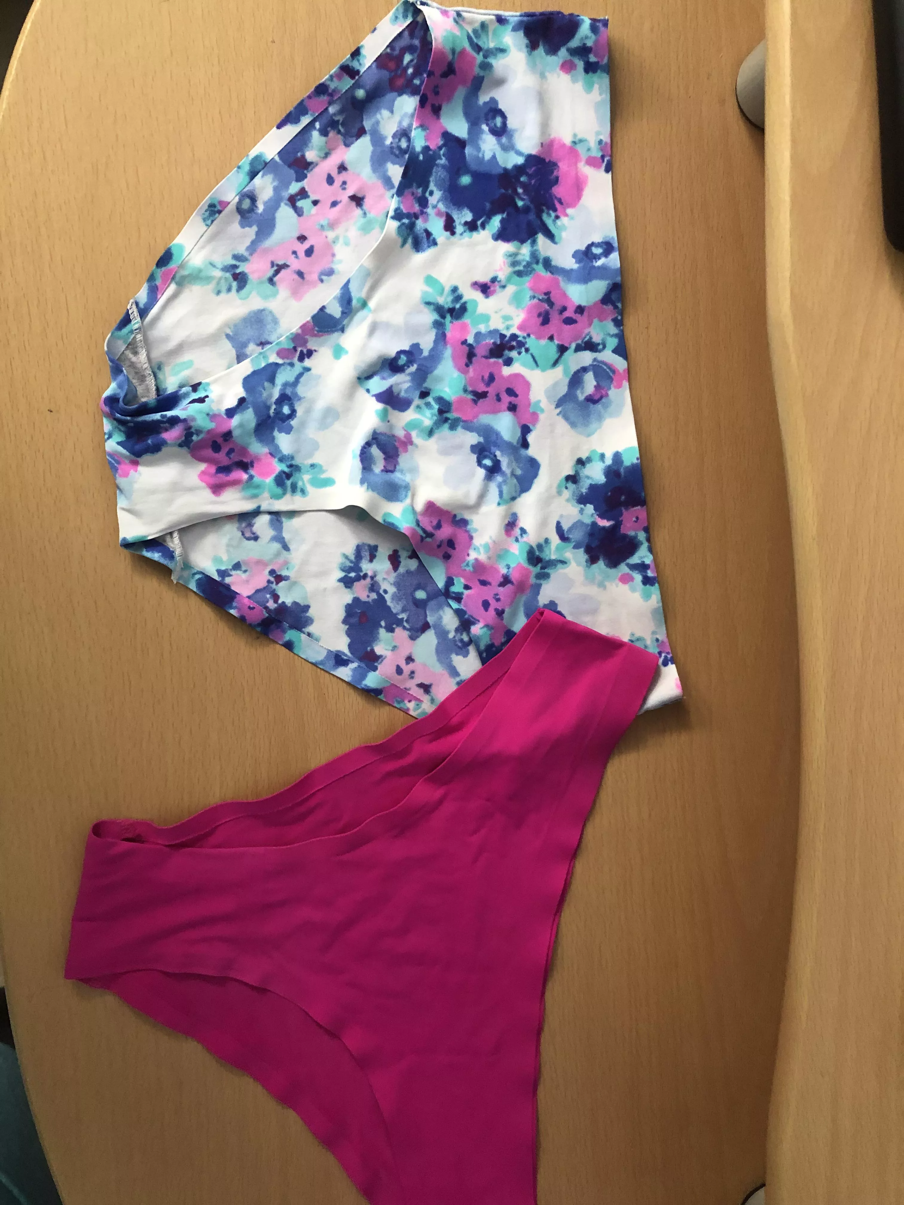 Home alone in playing with some undies and lingerie I found dm if you’re alone too