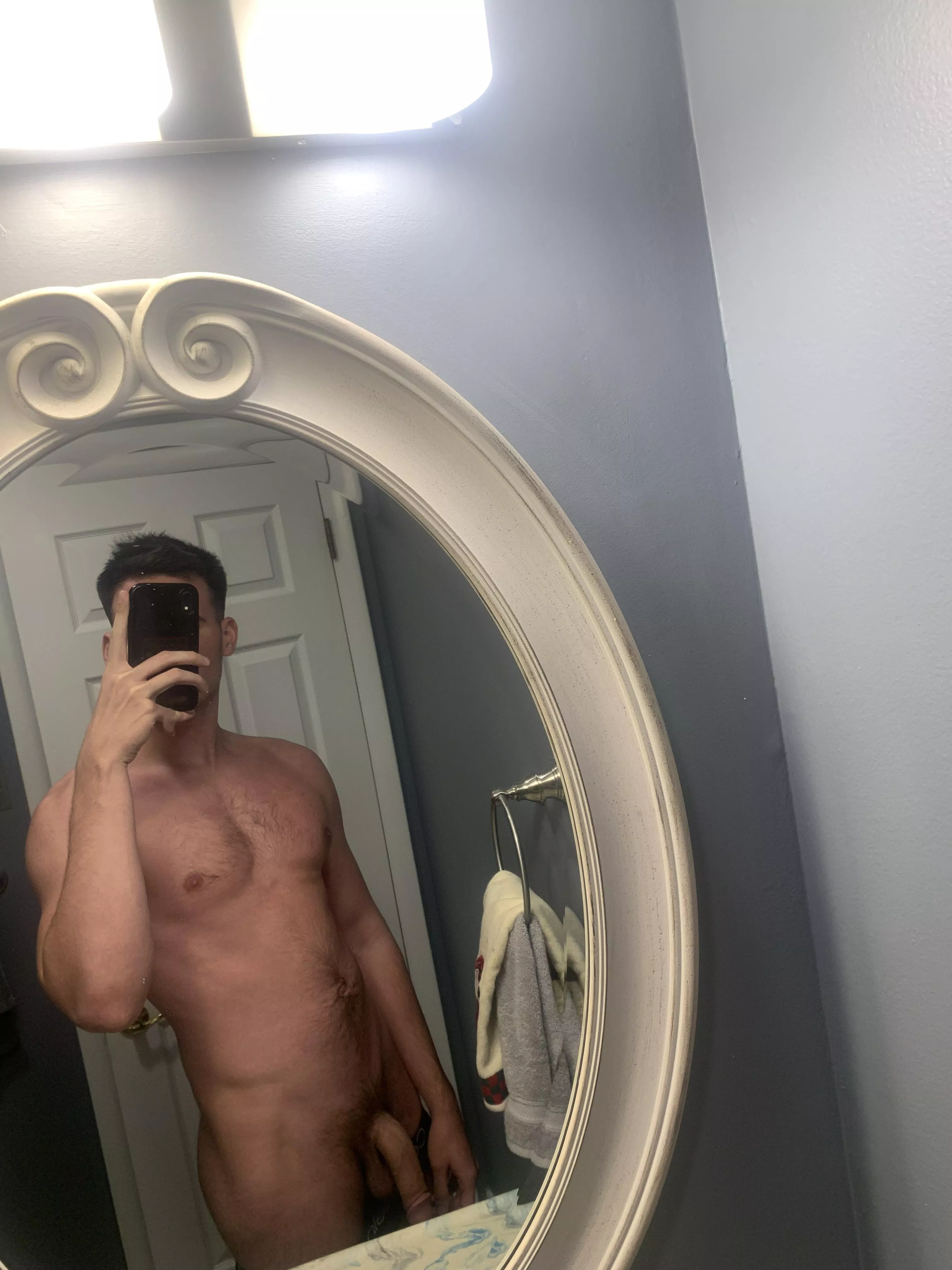 Home for the holidays and needing a hole for the holidays 👀