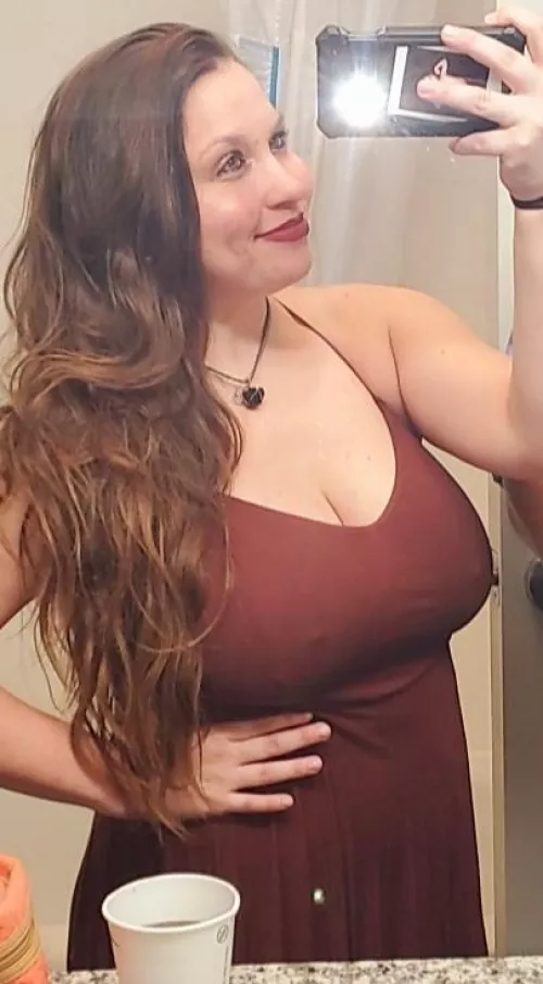 Honestly prefer going braless ΓΓΓ