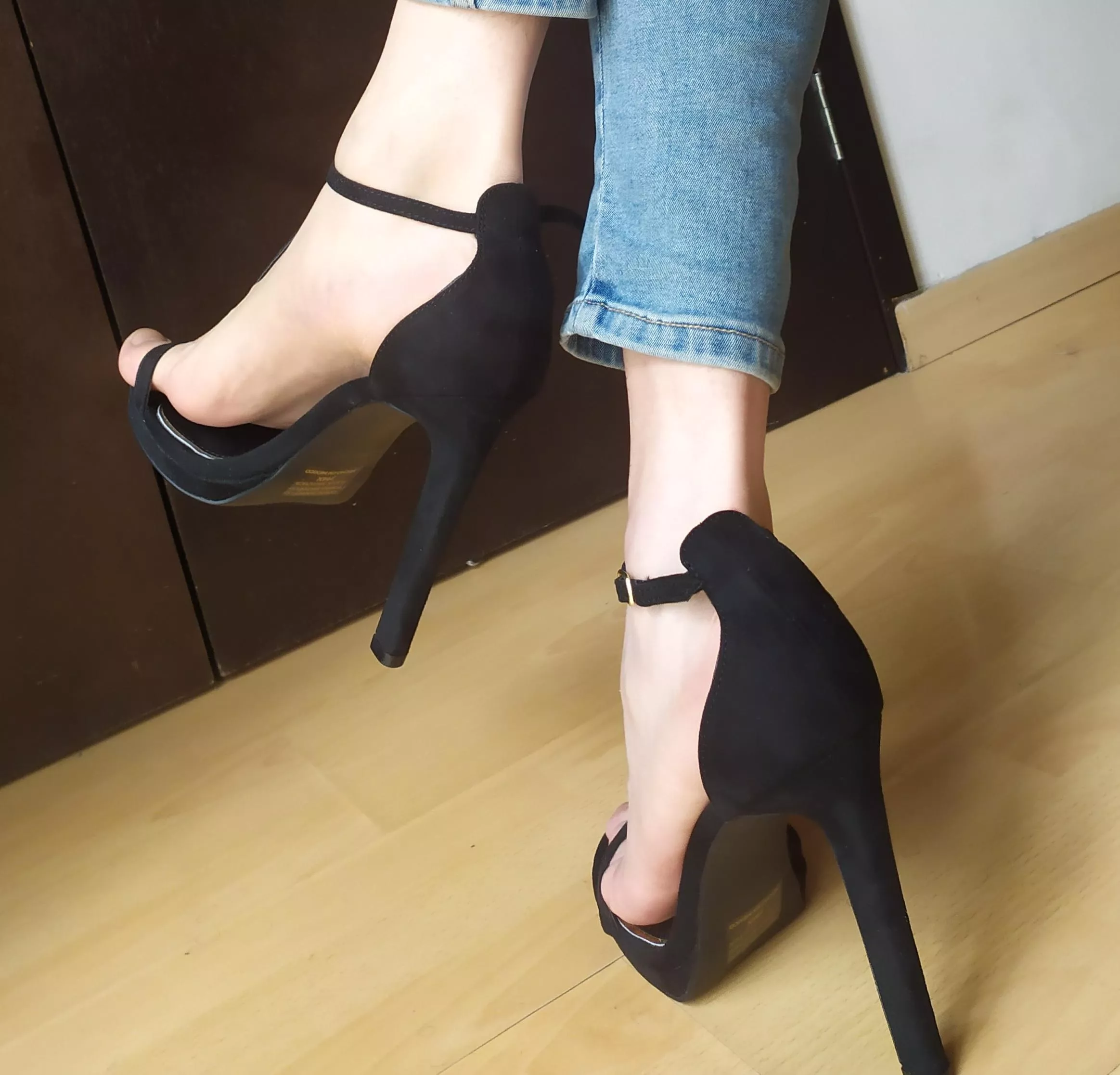 Honestly would you guys lick my feet after a whole day ?? (Oc) Honestly would you guys lick my feet after a whole day ?? (Oc)