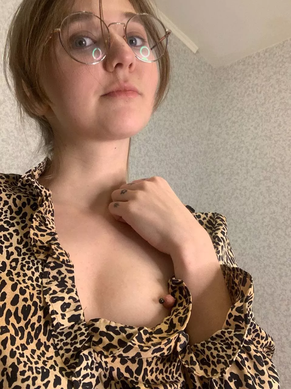 Honey I am so wet and today I want to make you cum with my freee SUBSCRIPTION 💦Link in comments and in my profile 😈 Honey I am so wet and today I want to make you cum with my freee SUBSCRIPTION 💦Link in comments and in my profile 😈