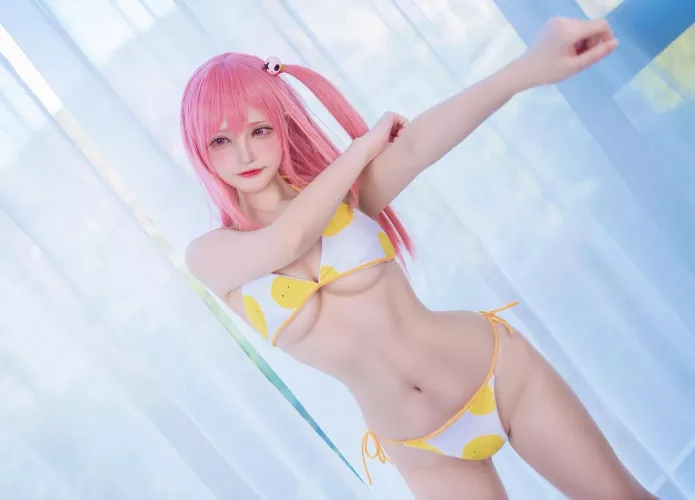 Honoka (Dead or Alive) by senyamiku