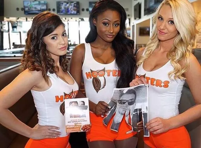 Hooter(s) Hooter(s)