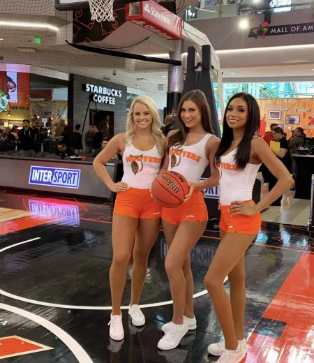 Hooters Girls Hooters Girls
