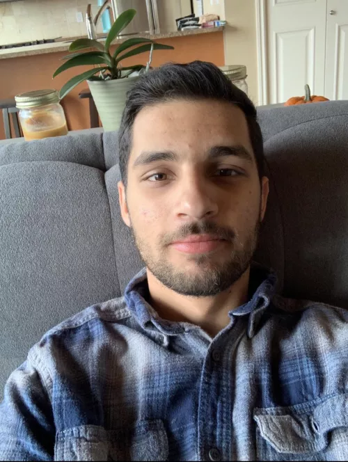 Hope 2022 is better year for everyone. 🇨🇦🏳️‍🌈⛄️❄️