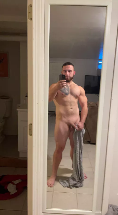 Hope I get you soaked watching me dry off 😏