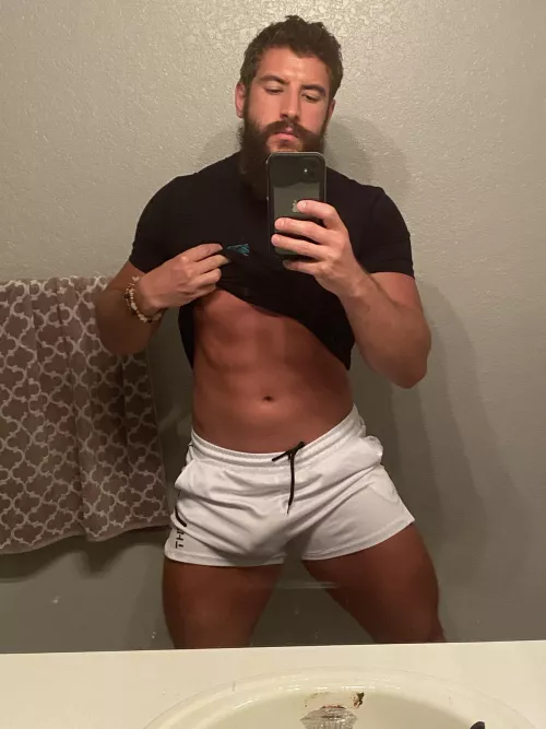 Hope I’m not distracting you 😇