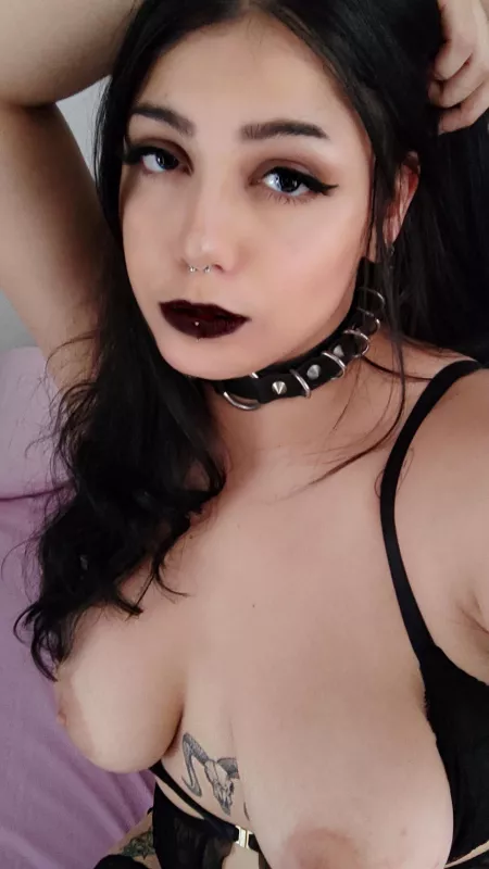 Hope my boobs make your day better 🖤 Hope my boobs make your day better 🖤
