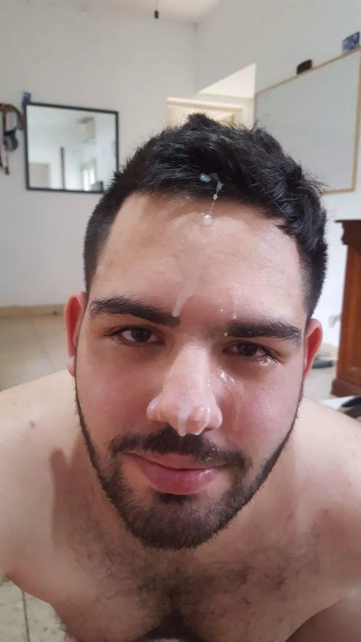 Hope my smile and the cum on my face will promote me(PMs welcome)