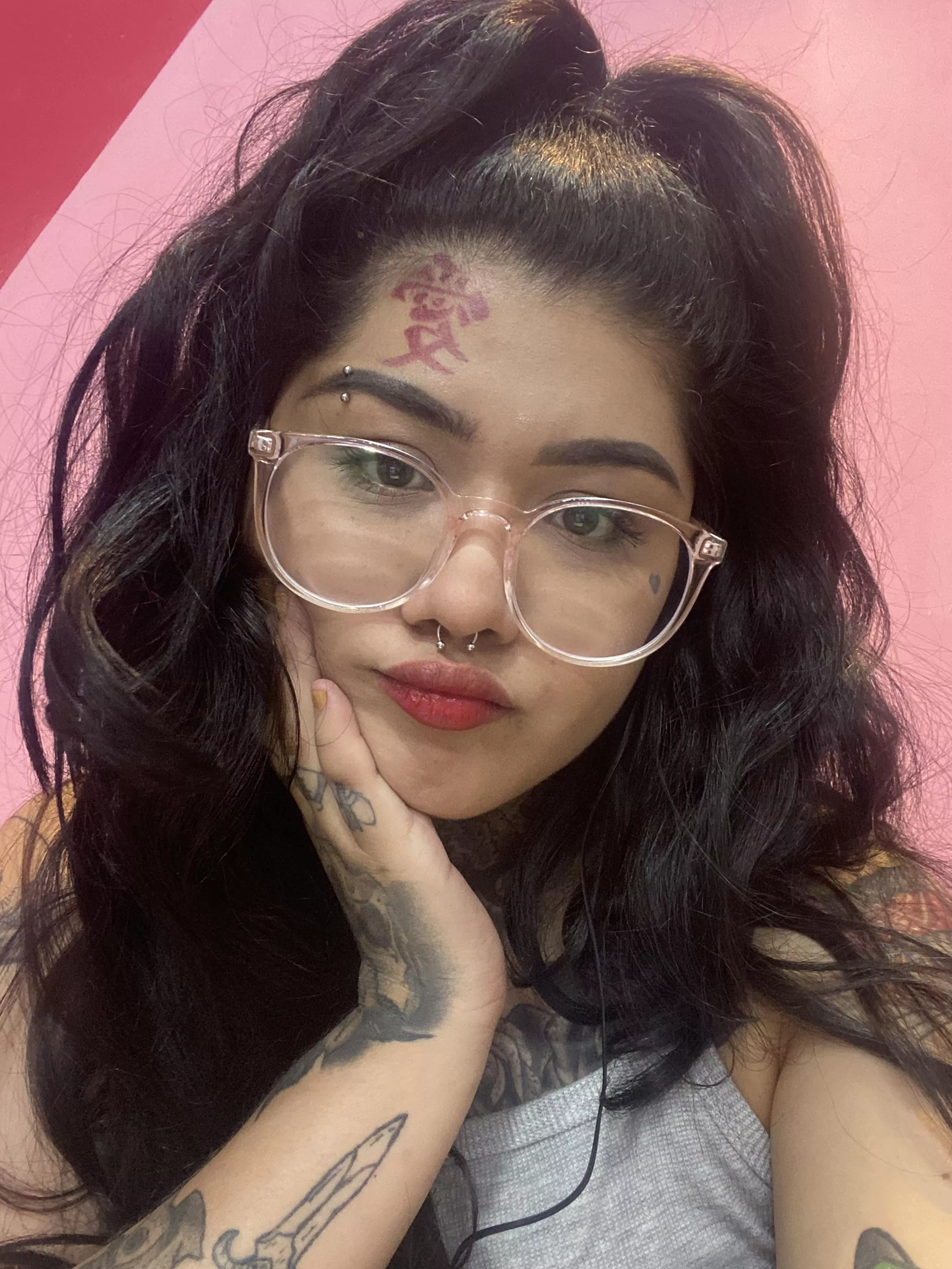 Hope u like my face 😈