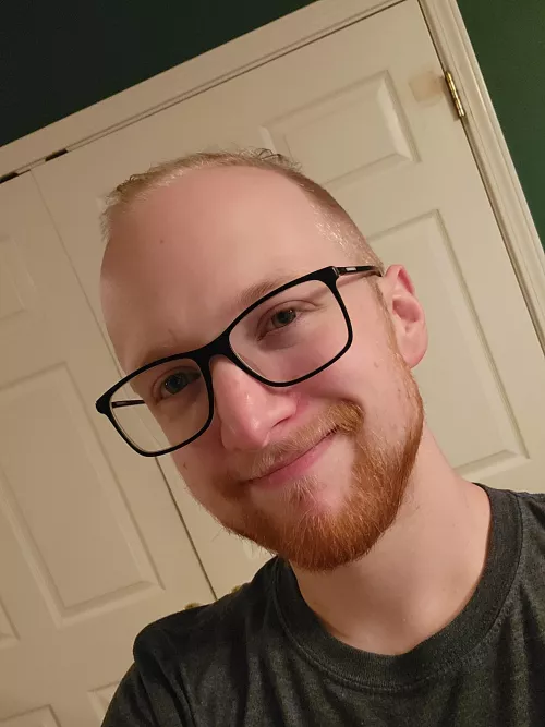 Hope you bros are having a great Friday night! Hope you bros are having a great Friday night!