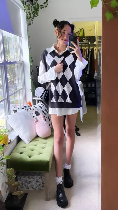 Hope you donโt mind me walking these long legs into your life๐ค