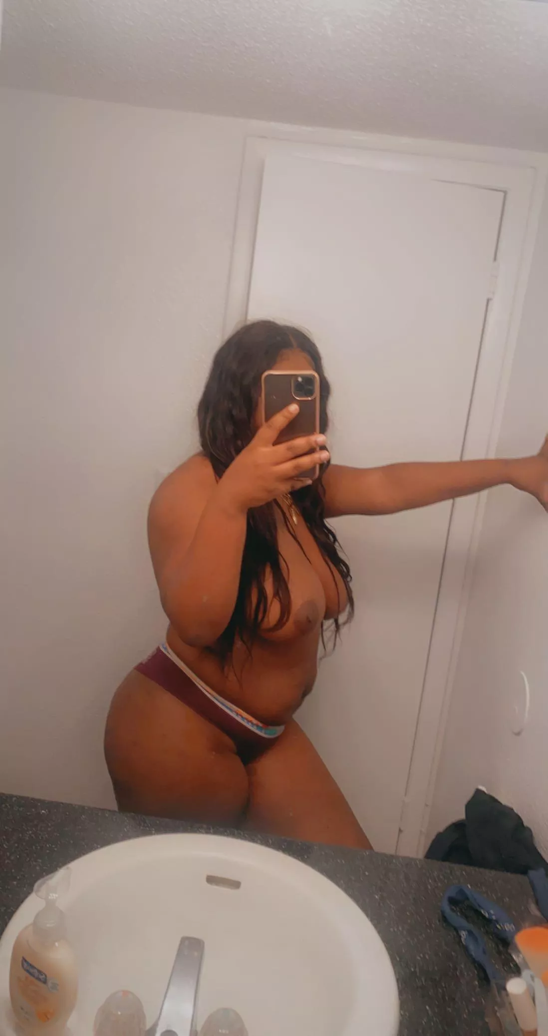 Hope you don’t mind my pudge 🥺