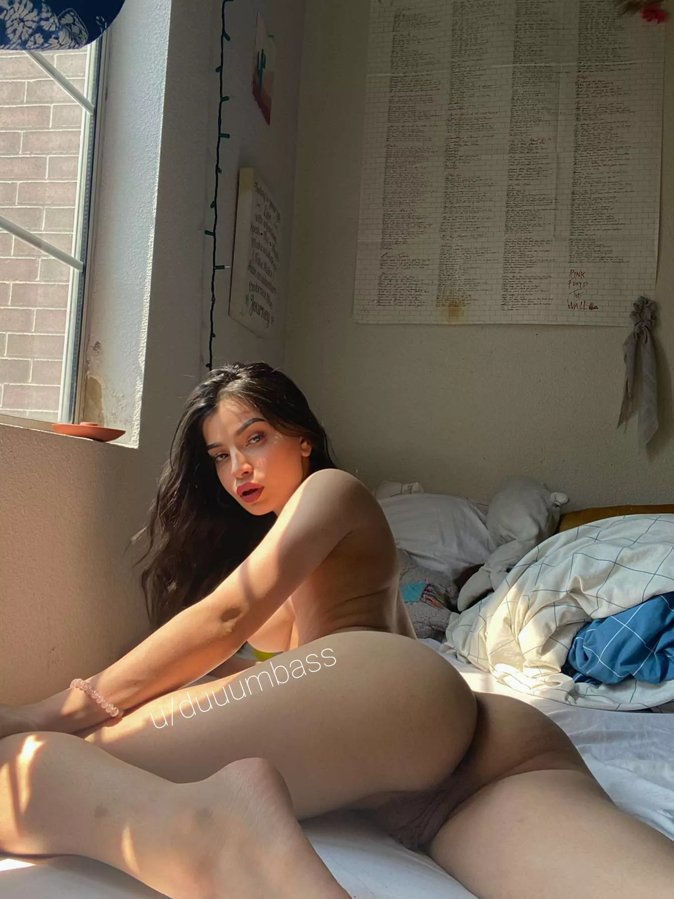 Hope you enjoy my Middle Eastern ass ♥️