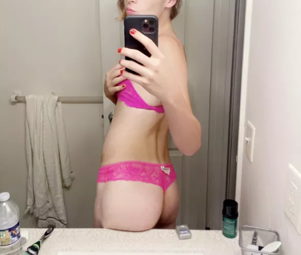 Hope you guys donβt mind two pics in a row