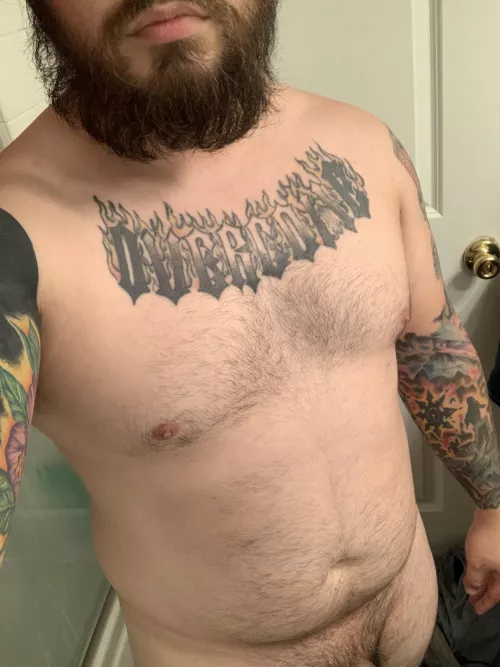 Hope you like my chubby dadbod! 😁