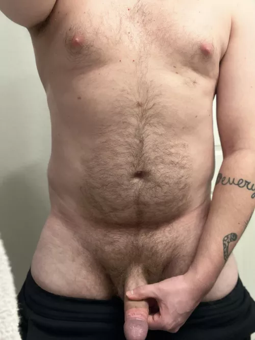 horny af for some cub meat
