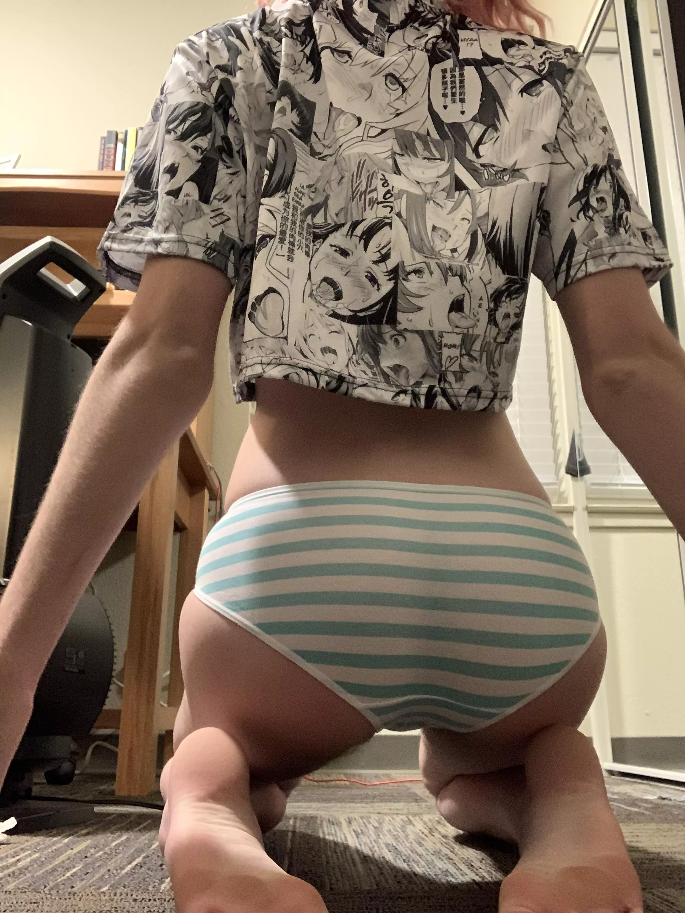 Horny and alone :(