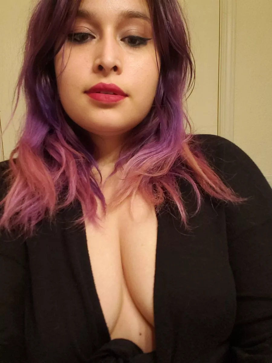 Horny and need attention