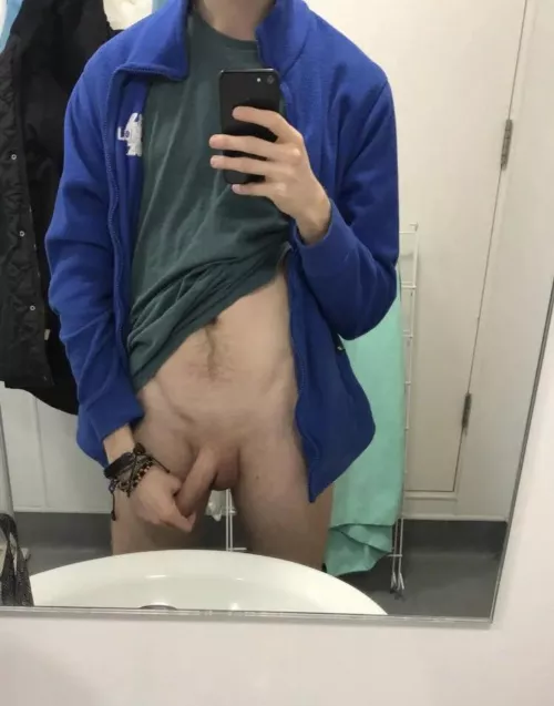 Horny at work from serving all the customers.. (22)