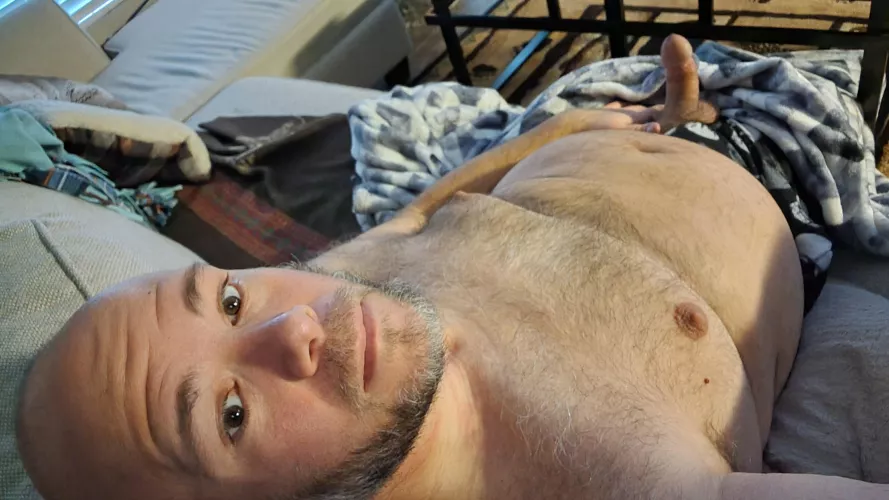 Horny daddy bear 😘😜