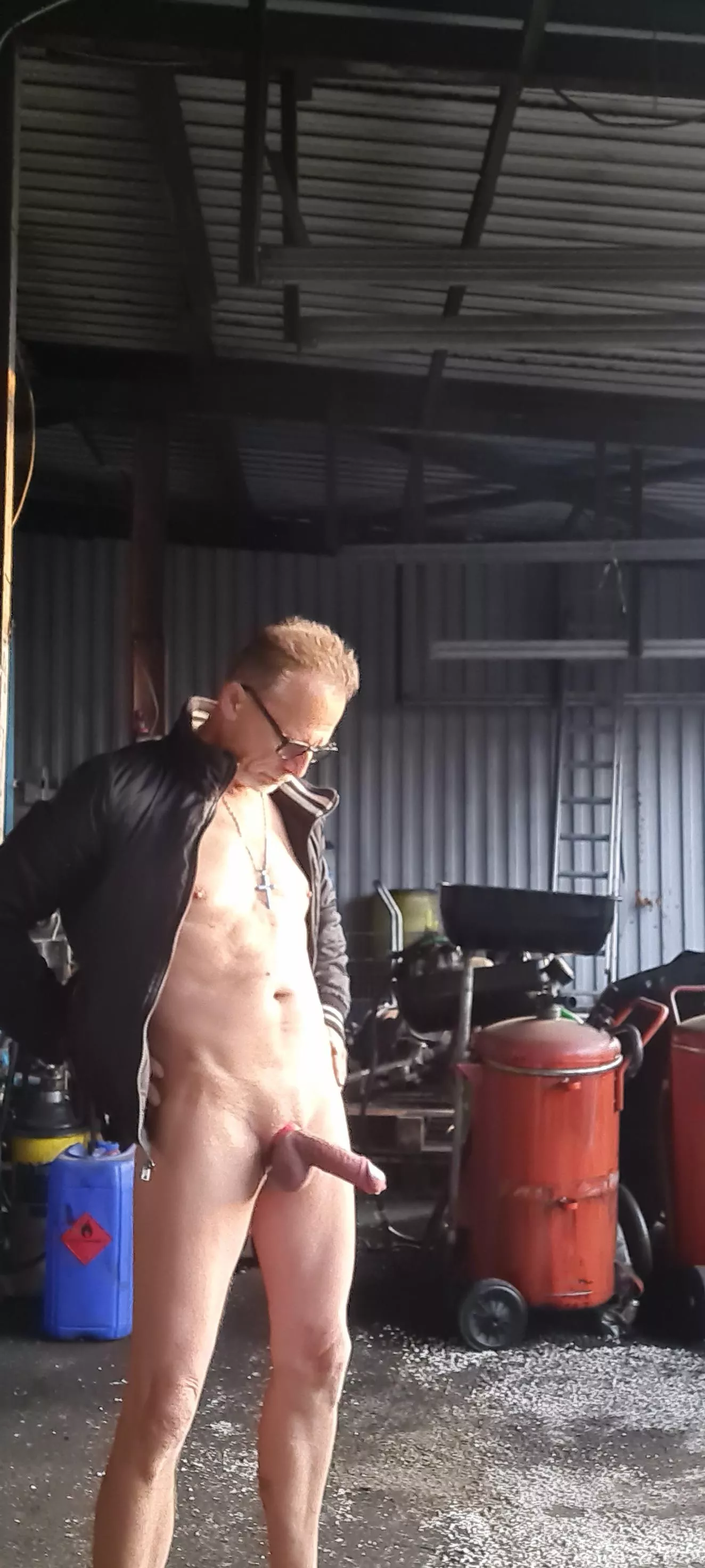 horny during working hours horny during working hours