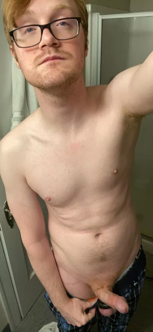 Horny ginger slut here π what do yβall think of cbt?