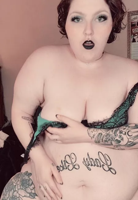 Horny on a Monday morning ๐