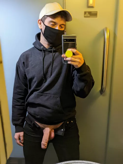 horny on the train choo choo 🍆😏