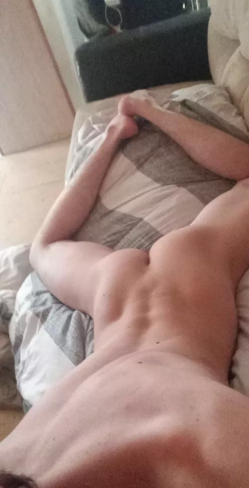 Horny twink 😁