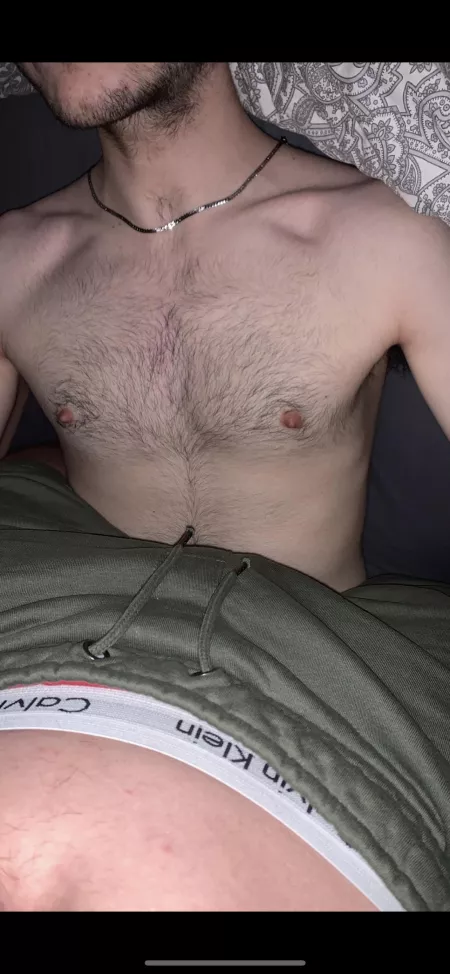 horny UK couple 😛 add our Snapchats for plenty fun, snaps and videos. Follow our Twitter too 😈 @harrynzack