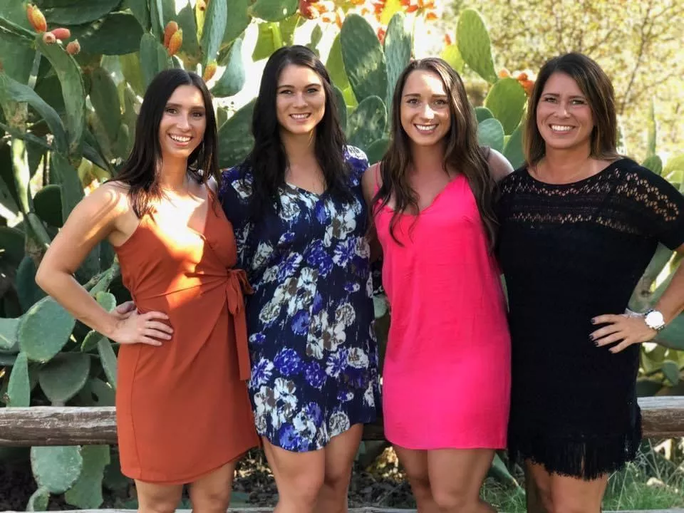 Hot Daughters and a Hot Mom