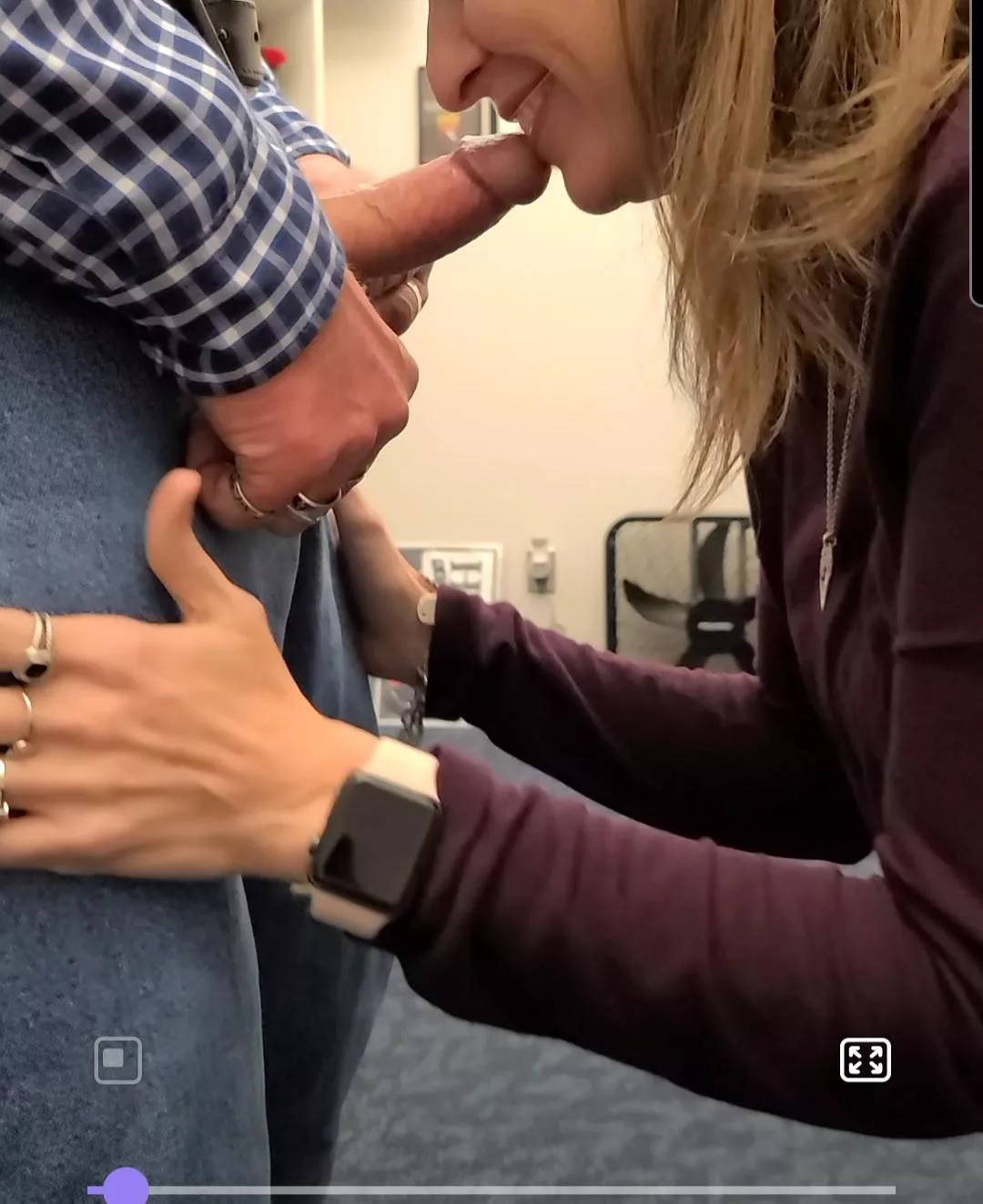 Hot Lady L loves this cock Hot Lady L loves this cock