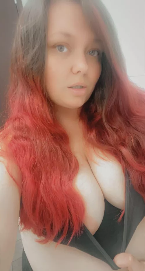 🥵hot or 🥶 not. 🥵hot or 🥶 not.