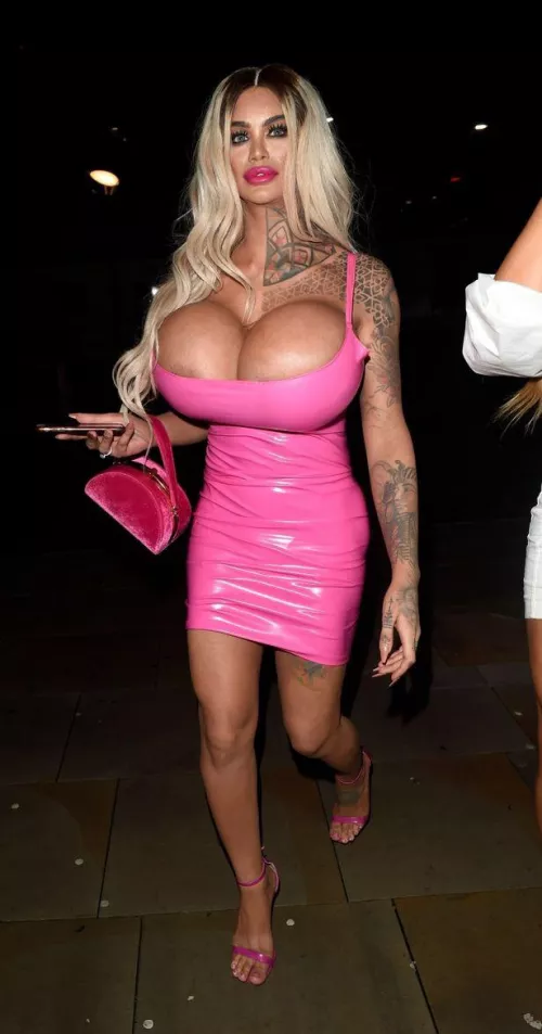Hot pink Bimbo