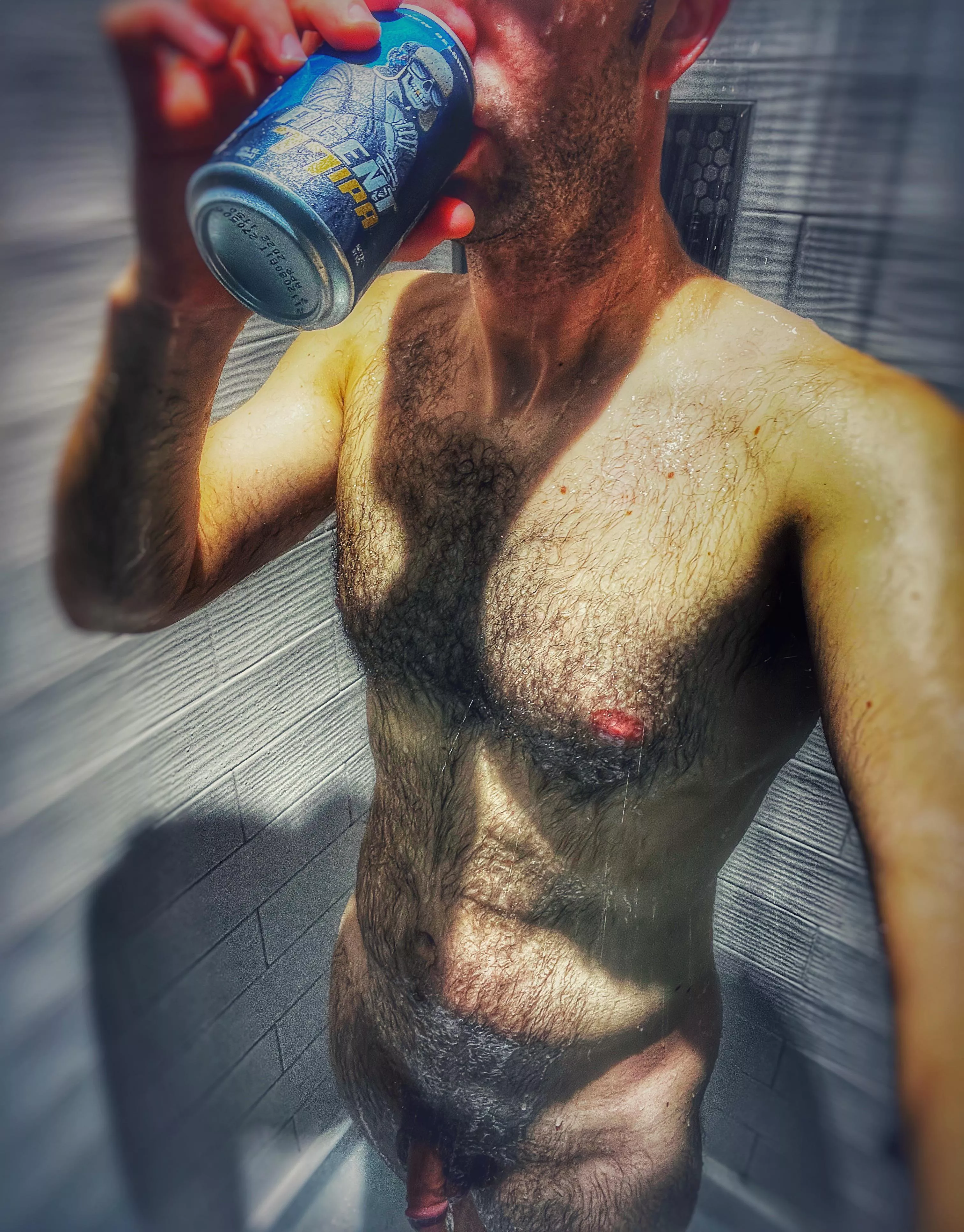 Hot shower and a cold IPA πΊ Hot shower and a cold IPA πΊ