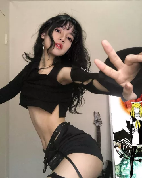 Hottie on black Hottie on black
