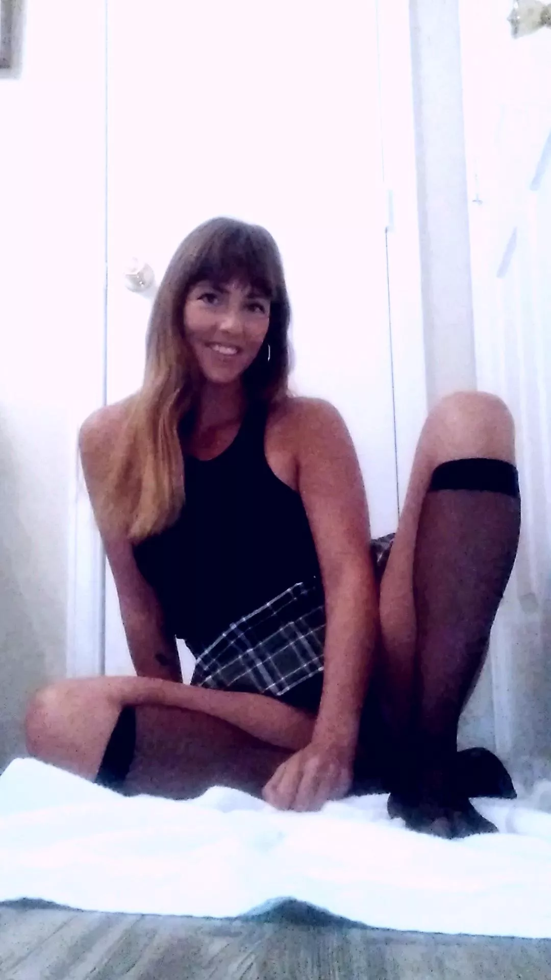 hotwife who loves making cuckold videos💦