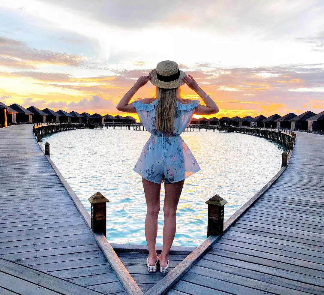 Hourglass figure Hourglass figure