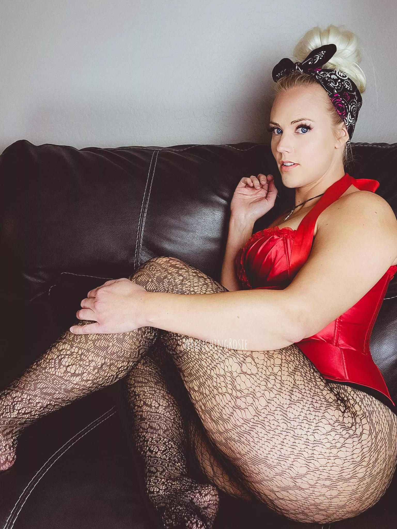 How about the pinup style? 😘