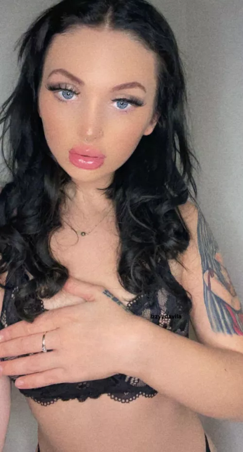 How about this raven hair👧🏻