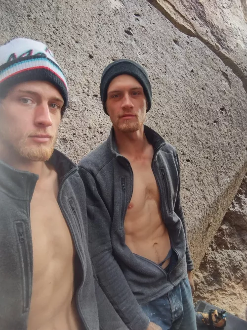 How are the twins winter beards looking?