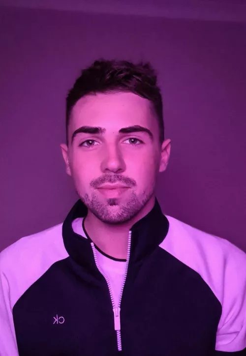 How are we doing guys? Hope you're all good, love from England x