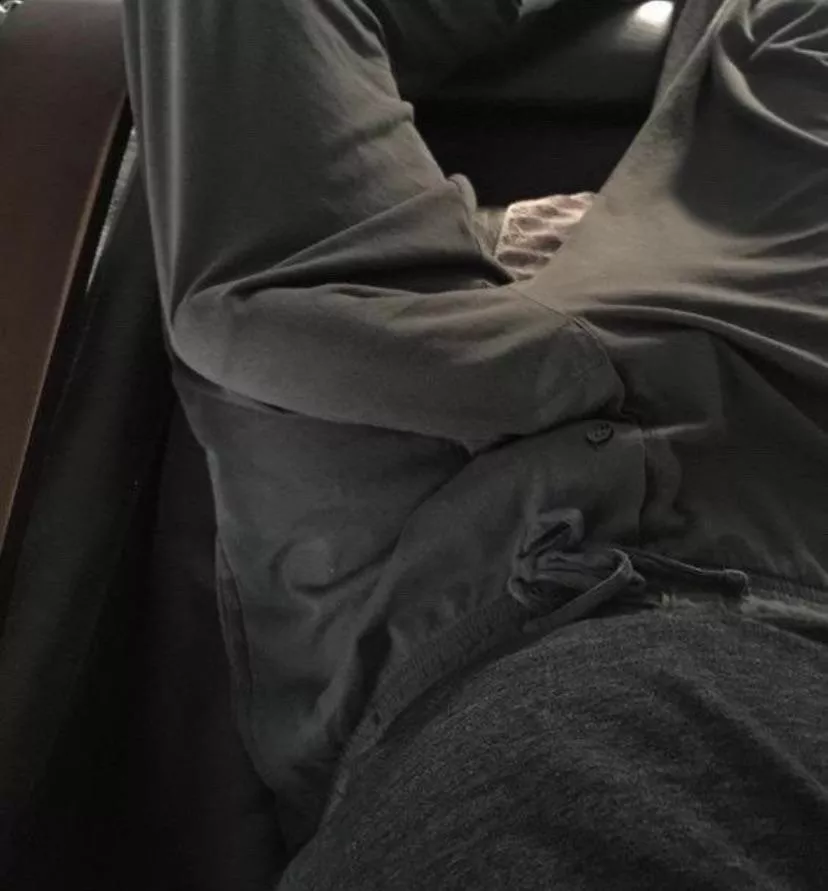 How big do you think it is? How big do you think it is?