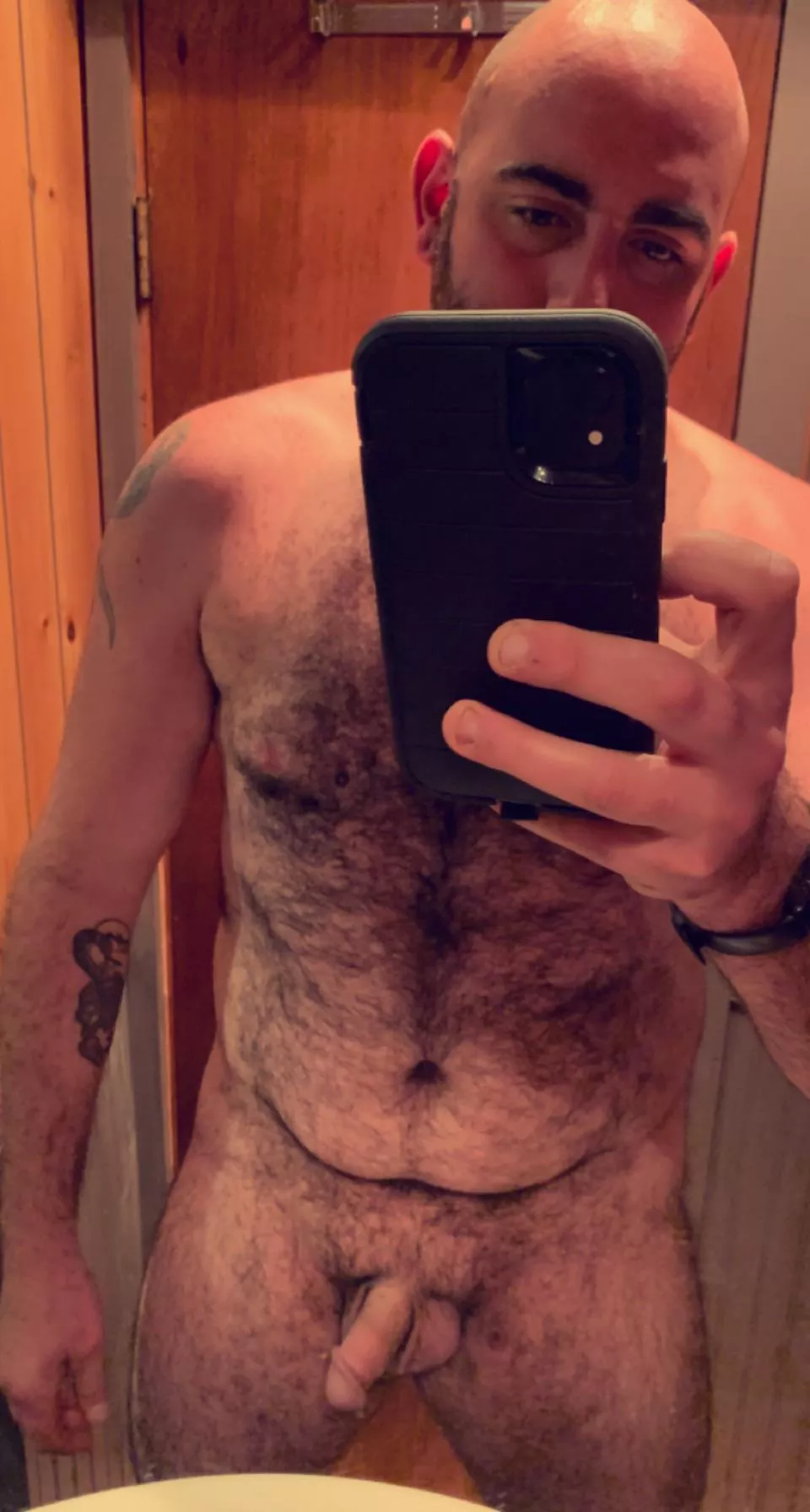 How can I be this drunk at 4pm 😳 How can I be this drunk at 4pm 😳