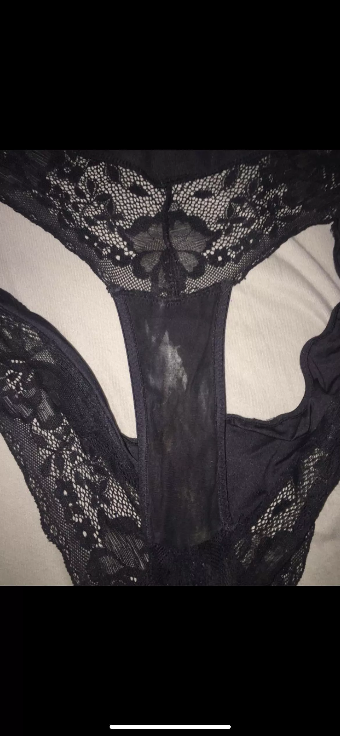 How can I cum into my mother's underwear without her noticing? Dm me