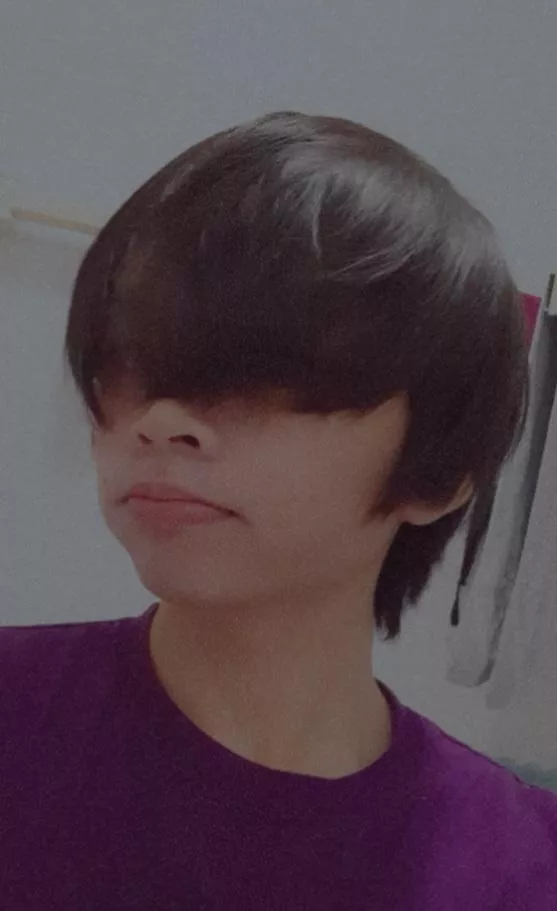 How can i style my hair in a way it looks messy and it stays that way, i got it to look like this but it'll change if i move too much or wind blows on it idk how other ppl do it.