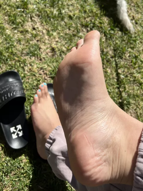 How close do you want my soles π