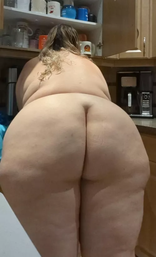 How do I choose one mug when I have so many?