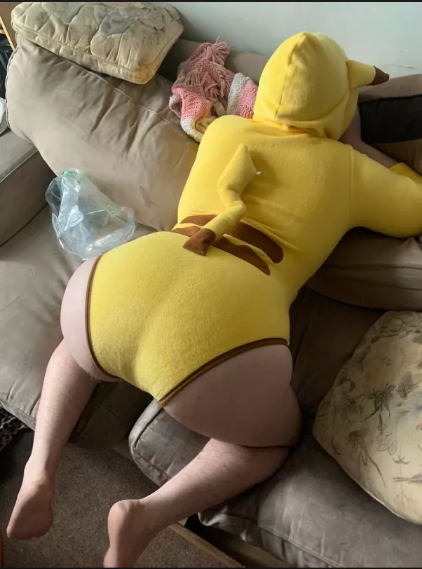 Pikachu Nude